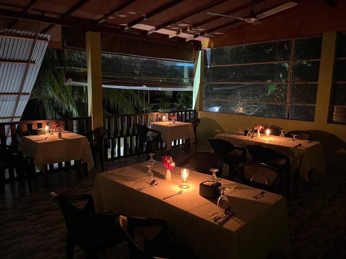 Green Leaf Guest House - Omadhoo Extérieur photo
