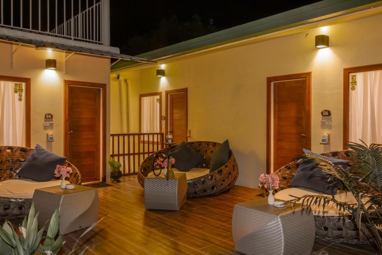 Green Leaf Guest House - Omadhoo Extérieur photo